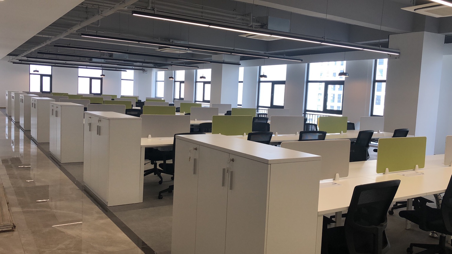 壹号娱乐武汉子公司及研发中心喜迁新址(图4)